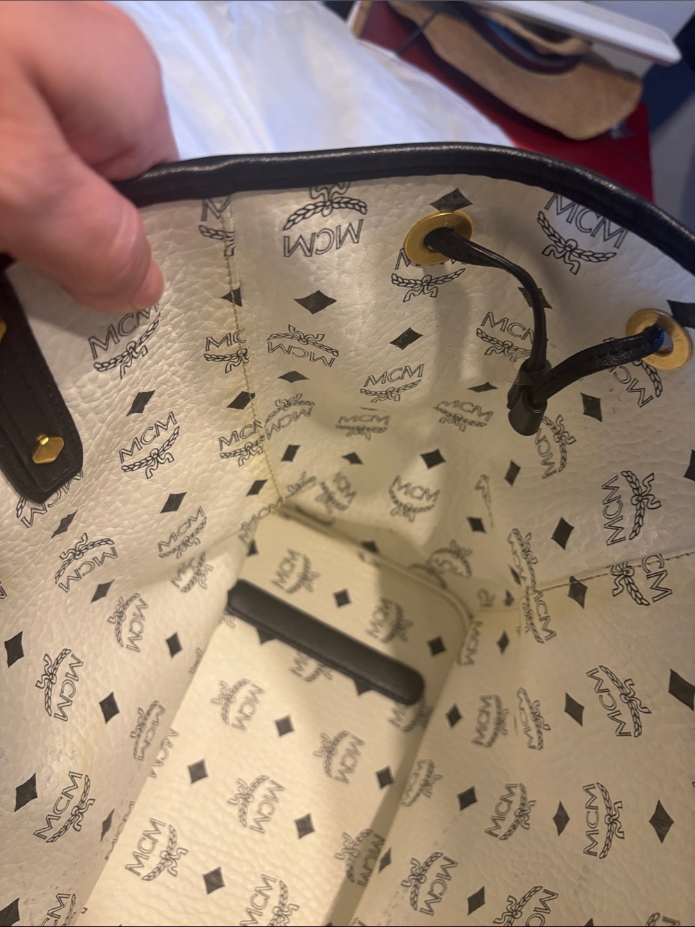 MCM limited edition reversibleBlack & White Patterned Tote with limited Pouch - Picture 7 of 17